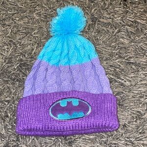 DC Comics Batman Pom Pom purple and blue beanie hat